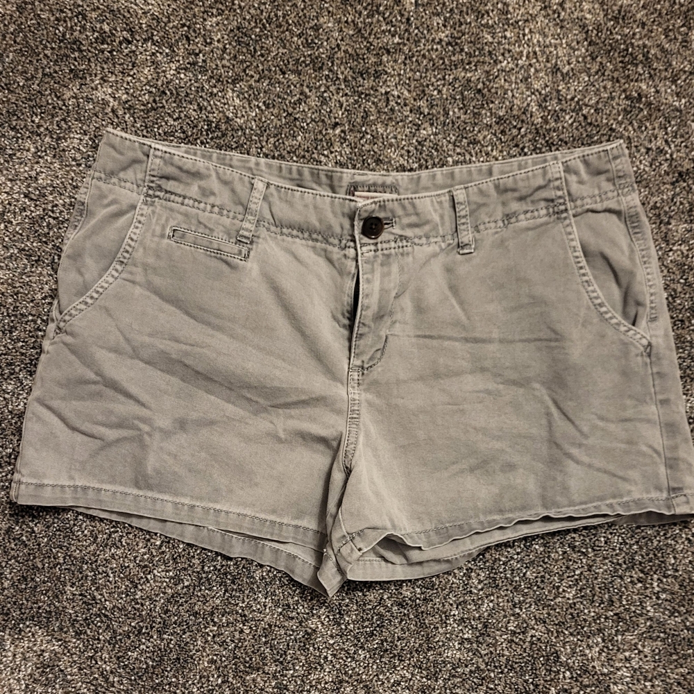 Merona Women's Gray Cargo Shorts